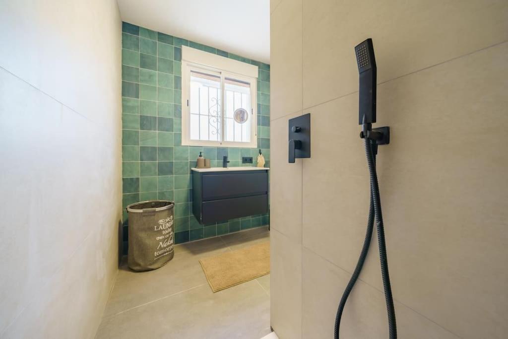 Сasa de vacaciones Casa Felic 12 Personen, Familiehuis Met Hottub Lloret de Mar