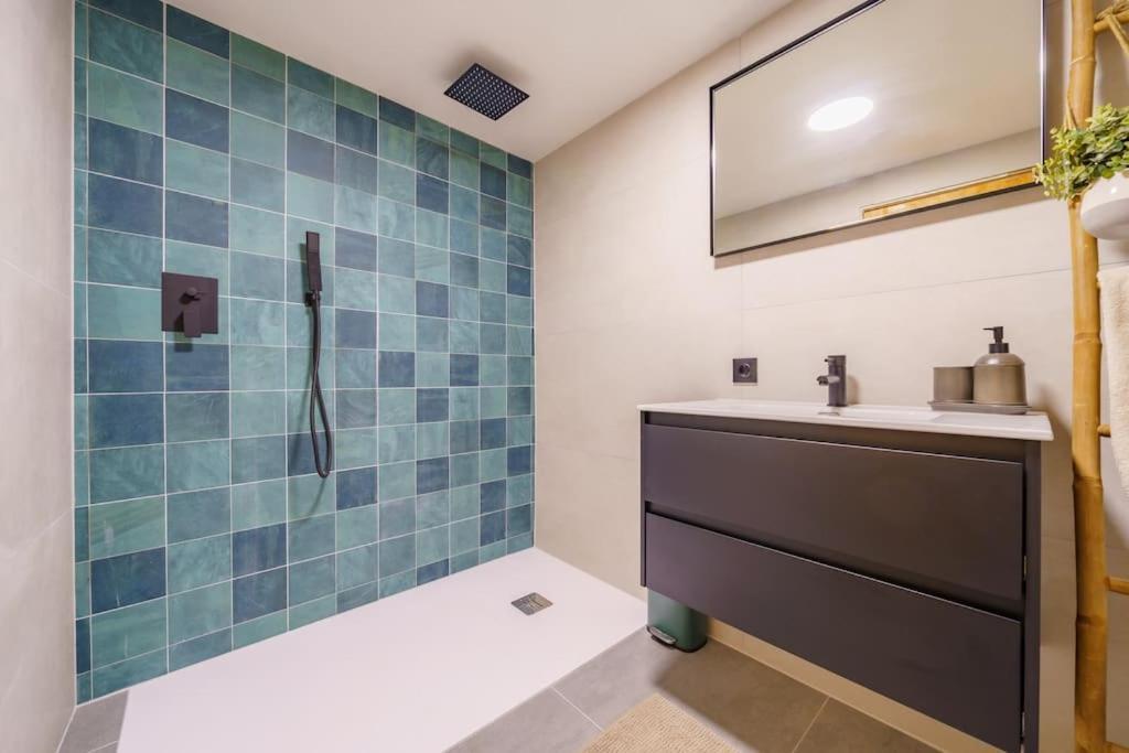 Сasa de vacaciones Casa Felic 12 Personen, Familiehuis Met Hottub